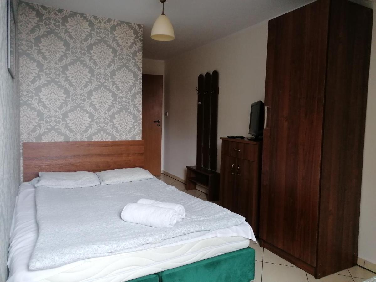 Hotel Pensjonat Telimena Zwierzyniec Exteriér fotografie