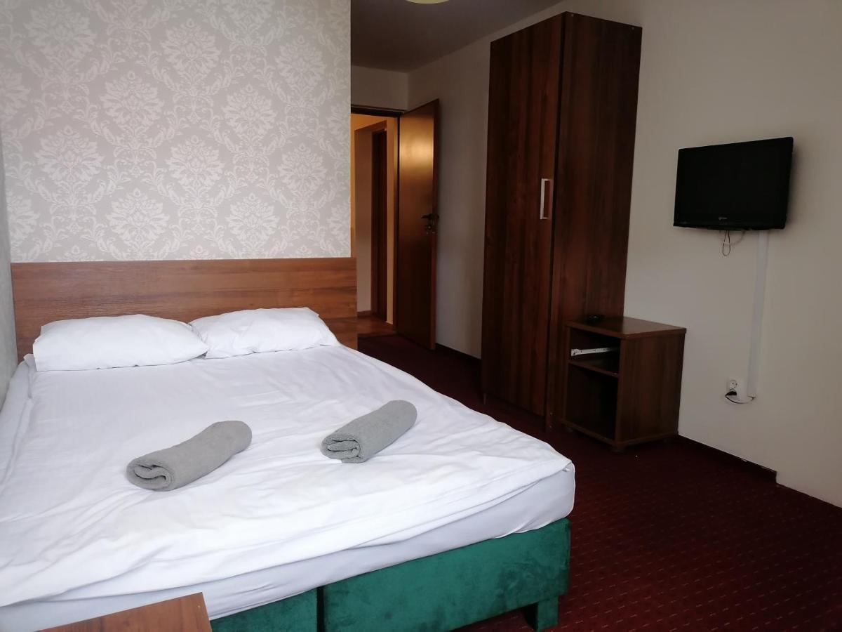 Hotel Pensjonat Telimena Zwierzyniec Exteriér fotografie