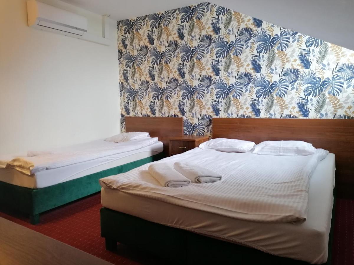 Hotel Pensjonat Telimena Zwierzyniec Exteriér fotografie